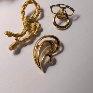 1980s VINTAGE Brooches Gold Plated Lot of 3 Glasses holder Pin* Knot Ribbon*